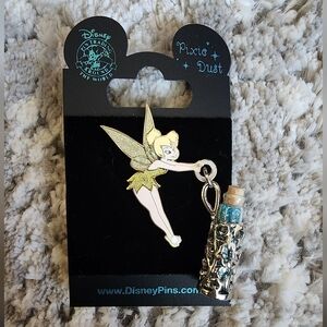 Disney Trading Around the World "Pixie Dust" ✨